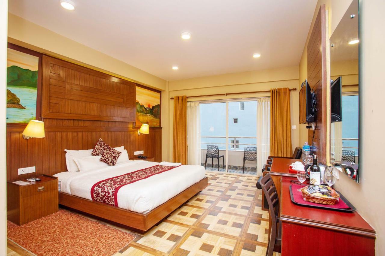 Hotel Iceland Pokhara Exterior photo