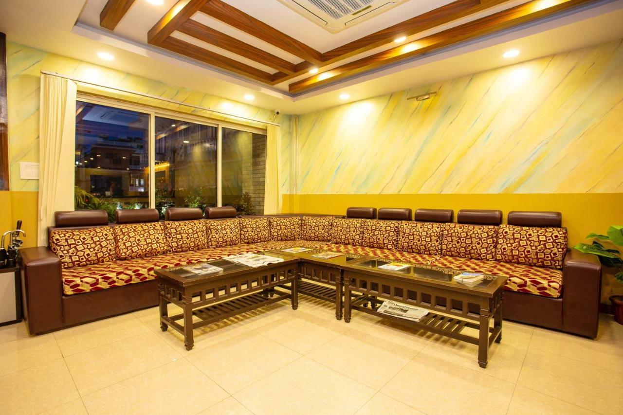 Hotel Iceland Pokhara Exterior photo