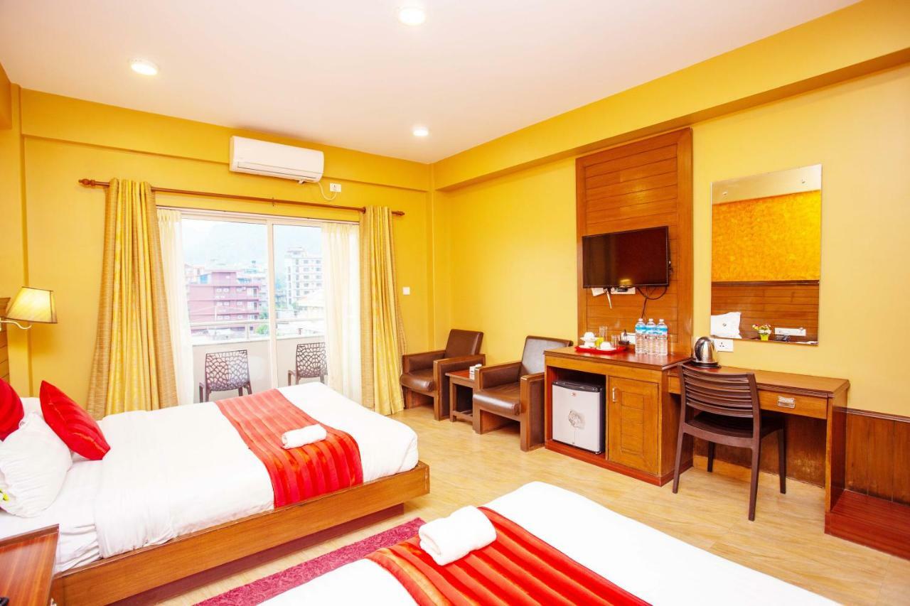 Hotel Iceland Pokhara Exterior photo