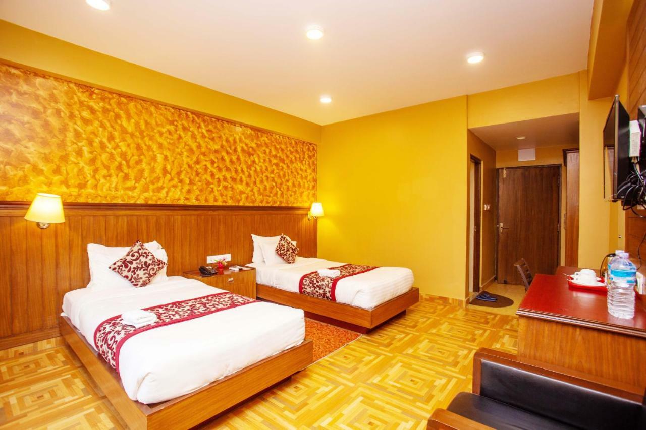 Hotel Iceland Pokhara Exterior photo